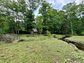 210 Seven Bridges Road A, Mount Kisco NY 10549
