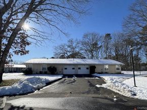 432A Falmouth Court 432A, Ridge NY 11961