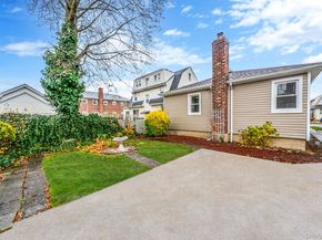 21407 110th Avenue, Queens Village NY 11429