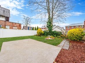 21407 110th Avenue, Queens Village NY 11429