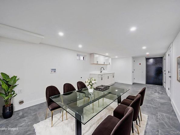 21407 110th Avenue, Queens Village NY 11429