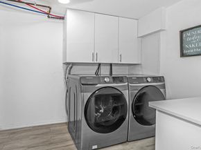 7 Sebree Place, Plainview NY 11803