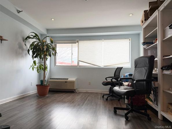 88 Cuttermill Road 308, Great Neck NY 11021