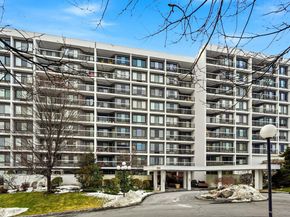 100 High Point Drive 306, Hartsdale NY 10530