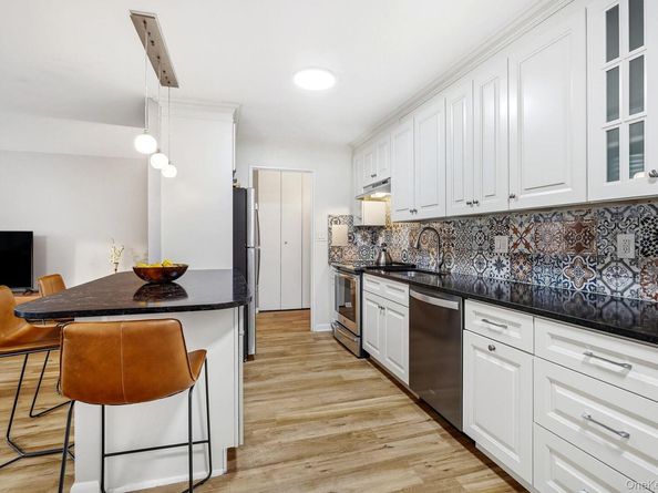 100 High Point Drive 306, Hartsdale NY 10530