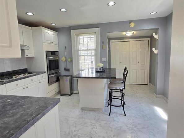 13319 Crossbay Boulevard, Ozone Park NY 11417