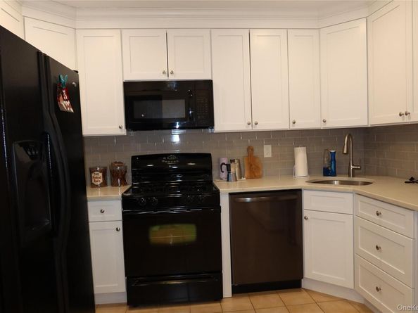 15-01 Jordan Court 104M, Bayside NY 11360