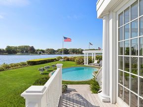 19 Canal Way, Hampton Bays NY 11946