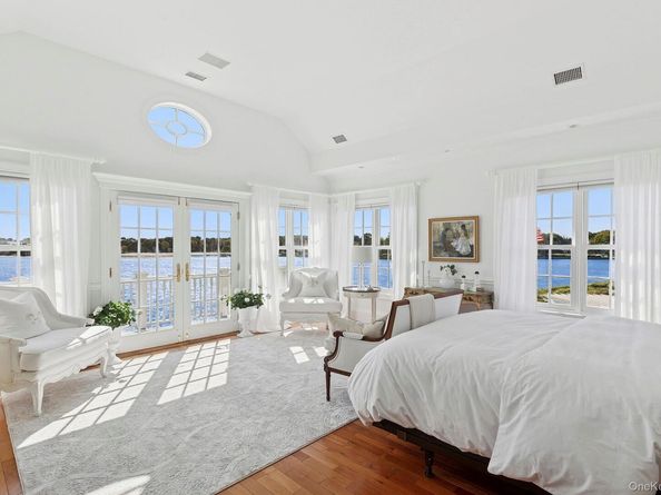 19 Canal Way, Hampton Bays NY 11946