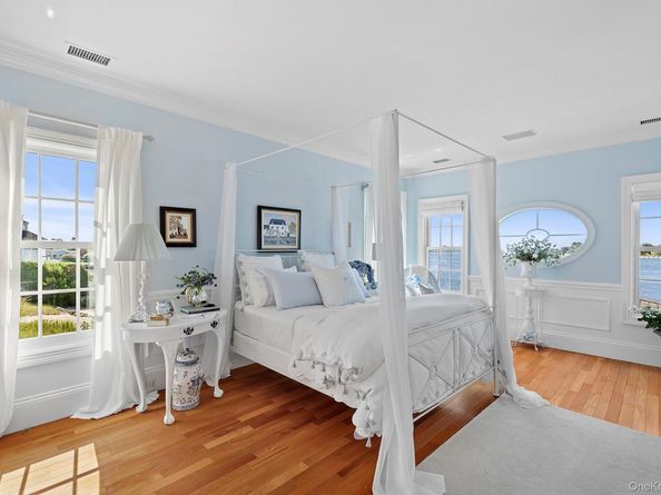 19 Canal Way, Hampton Bays NY 11946