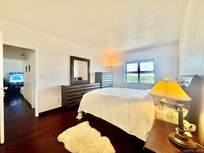 147-20 35th Avenue 11E, Flushing NY 11354