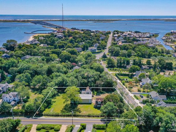 53 Foster Avenue, Hampton Bays NY 11946