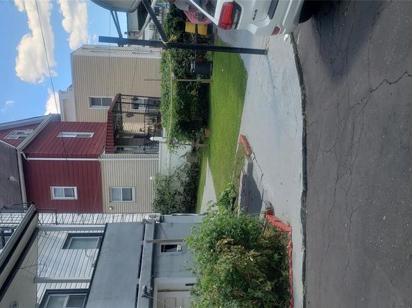 18 S 11th Avenue, Mount Vernon NY 10550