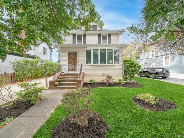 118 Linden Street, Bellmore NY 11710