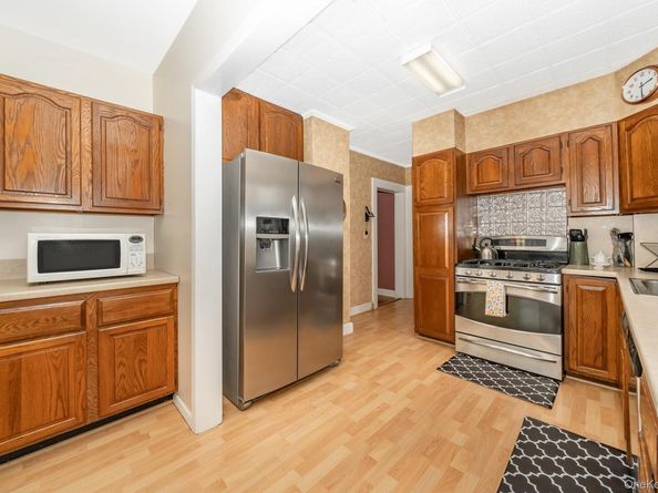 118 Linden Street, Bellmore NY 11710