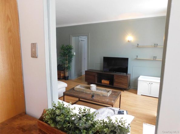 472 Gramatan Avenue Building 2  Unit H1, Mount Vernon NY 10552