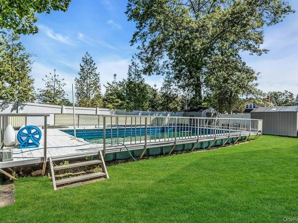 28 lexington Avenue, Freeport NY 11520