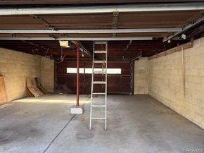 159 Oakview Avenue, Farmingdale NY 11735