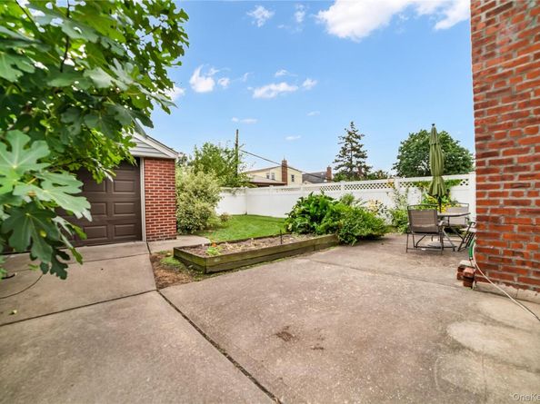 7719 252nd Street, Bellerose NY 11426