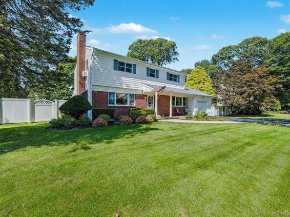 7 Roderick Court, East Northport NY 11731