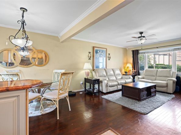 304 Unqua Road, Massapequa NY 11758