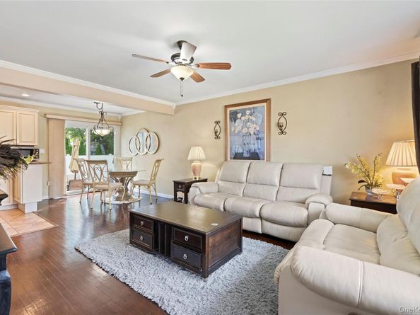 304 Unqua Road, Massapequa NY 11758