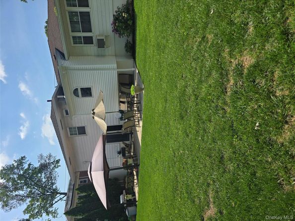51 E Fort Hill Road, Yonkers NY 10710
