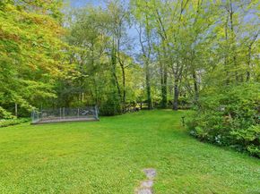 12 Stonewall Court, South Salem NY 10590