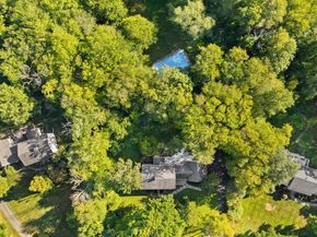 12 Stonewall Court, South Salem NY 10590