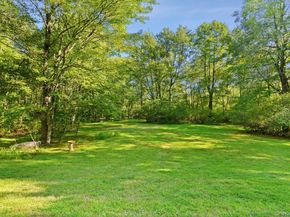 12 Stonewall Court, South Salem NY 10590