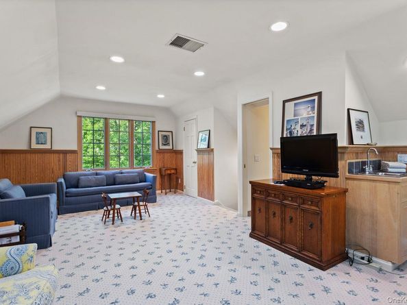 12 Stonewall Court, South Salem NY 10590