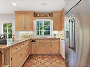 12 Stonewall Court, South Salem NY 10590