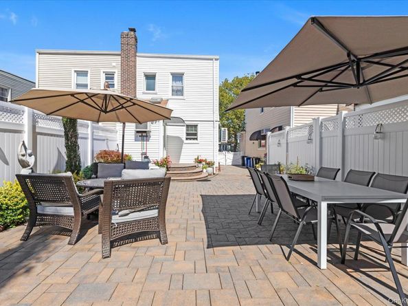 6440 60th Avenue, Maspeth NY 11378