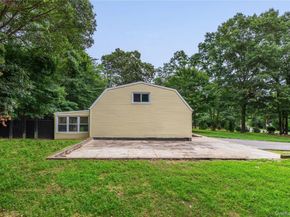 110 E Bartlett Road, Middle Island NY 11953