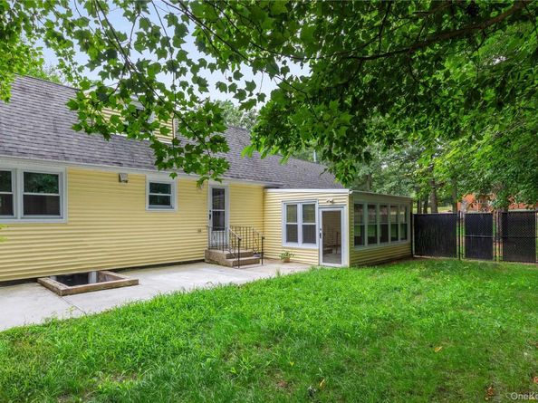 110 E Bartlett Road, Middle Island NY 11953