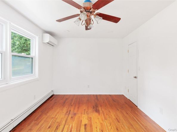 110 E Bartlett Road, Middle Island NY 11953