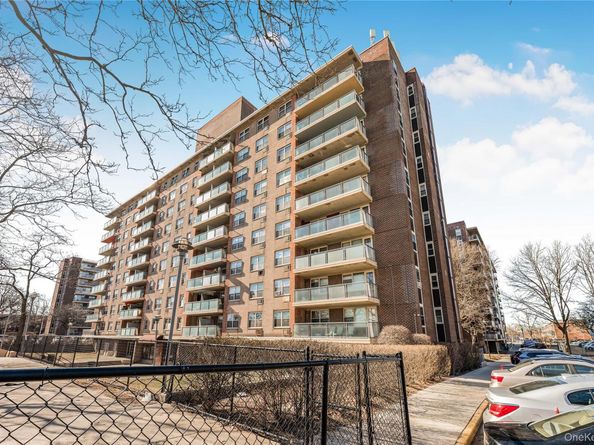 12399 Flatlands Avenue 1L, Brooklyn NY 11207