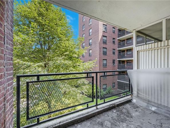 35-11 85th Street 3H, Jackson Heights NY 11372