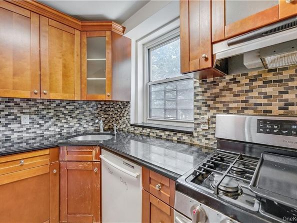 35-11 85th Street 3H, Jackson Heights NY 11372