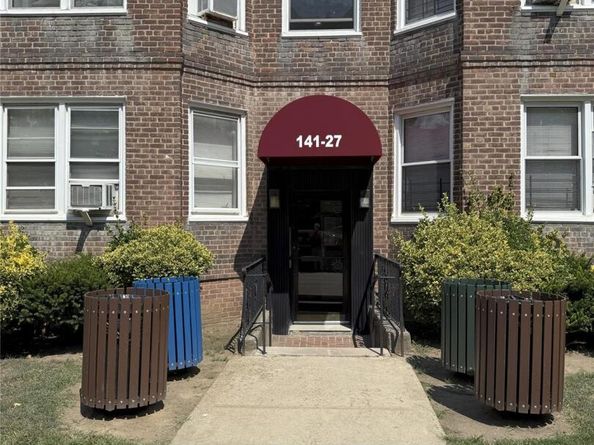 141-27 78th Road 1D, Kew Garden Hills NY 11367