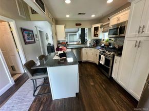 17 Timber Ridge Drive, Holtsville NY 11742