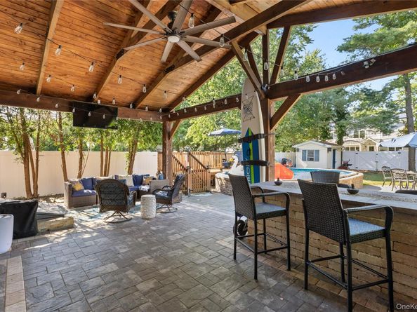 47 Village Line Road, Babylon NY 11702