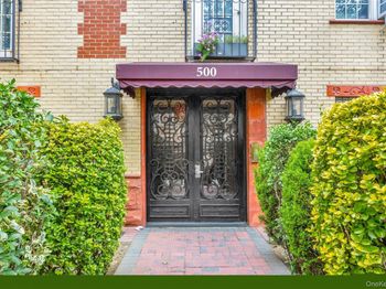500 Grand Avenue