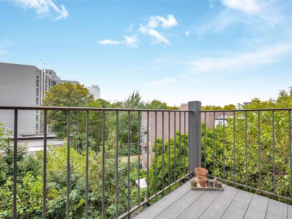 500 Grand Avenue 5B, Brooklyn NY 11238