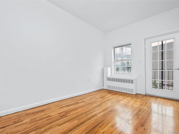 500 Grand Avenue 5B, Brooklyn NY 11238