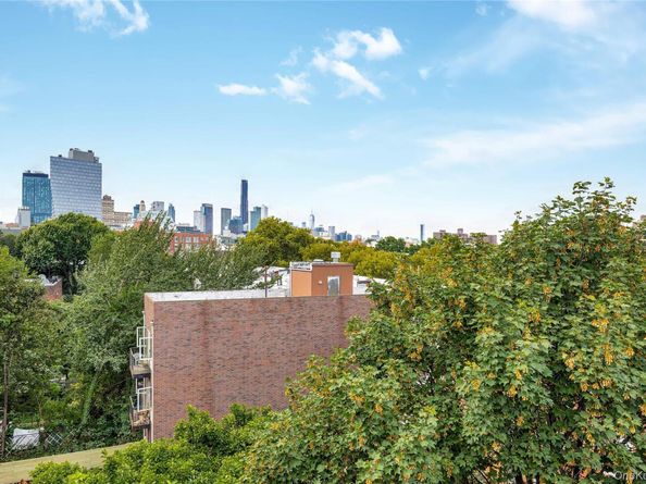 500 Grand Avenue 5B, Brooklyn NY 11238