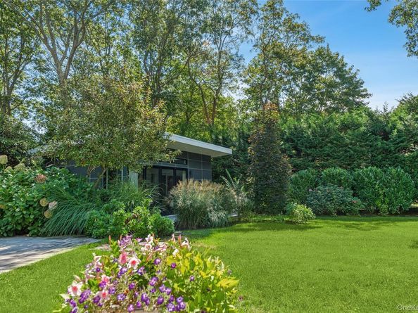 15 Osprey Avenue, East Quogue NY 11942