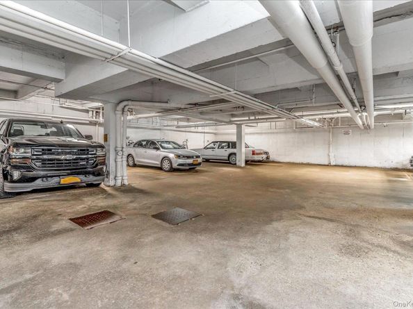 504 Merrick Road 4J, Lynbrook NY 11563