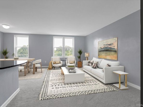 504 Merrick Road 4J, Lynbrook NY 11563