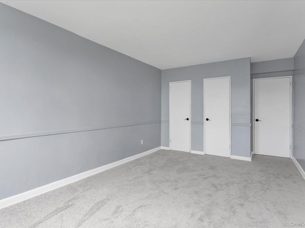 504 Merrick Road 4J, Lynbrook NY 11563